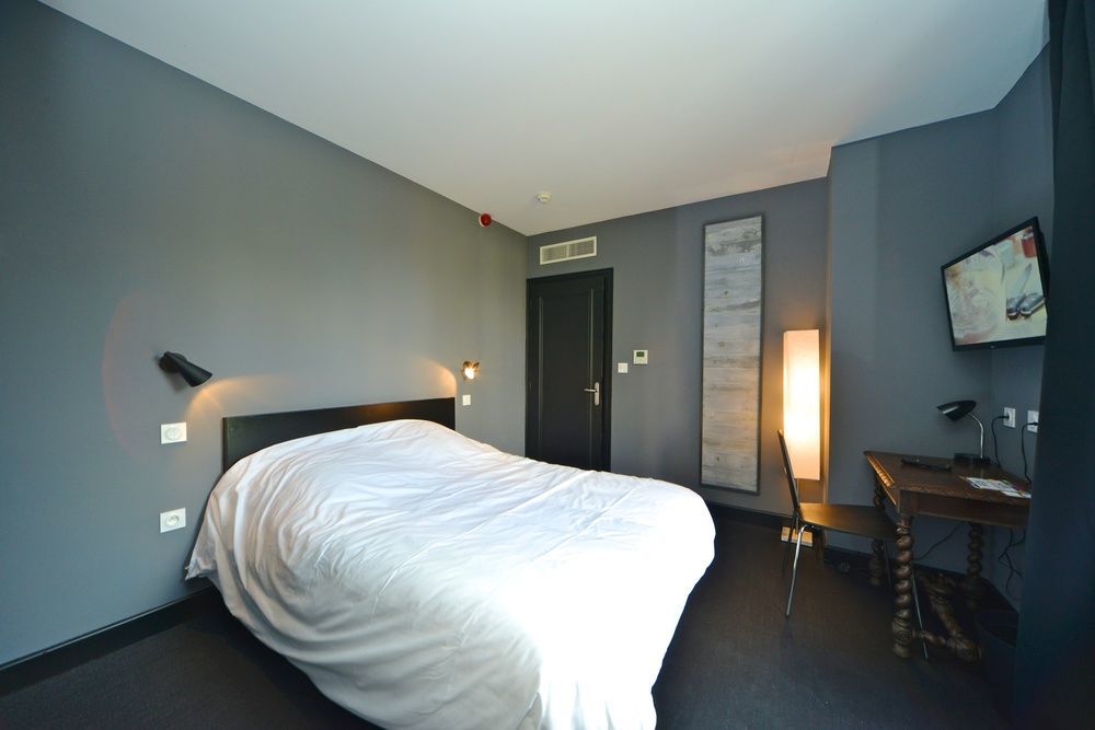 Logis - Hotel Restaurant La Mire วีเยร์ซง ภายนอก รูปภาพ