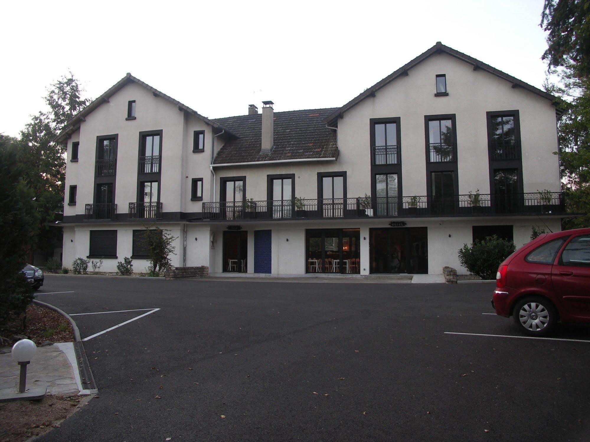 Logis - Hotel Restaurant La Mire วีเยร์ซง ภายนอก รูปภาพ